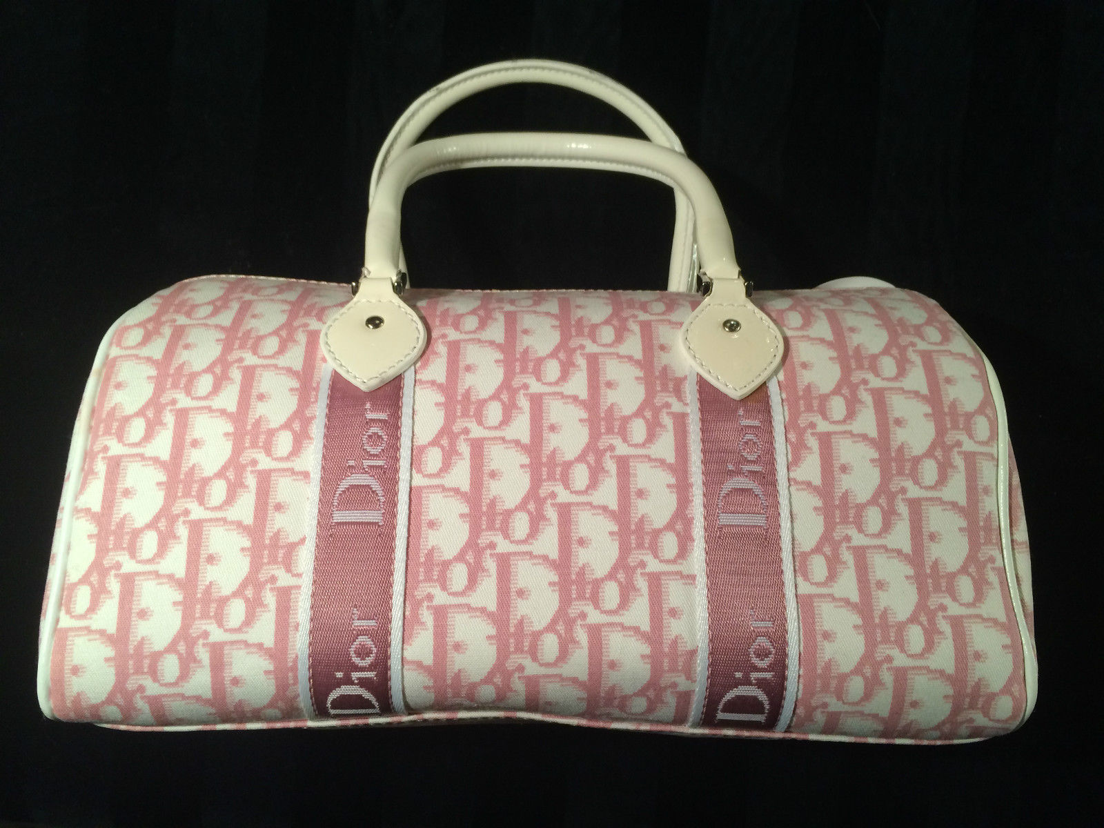 Pink dior best sale duffle bag